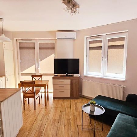 Apartament Mlynarska Pila Ngoại thất bức ảnh